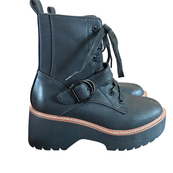 Aqua College Waterproof Suede Gecko Combat Lace-Up Buckled Booties NEW 6.5 - Picture 1 of 10